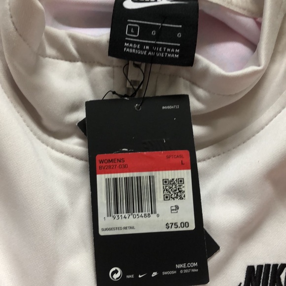 Nike Women's Sportswear Floral Printed Jacket 🧥 - Picture 6 of 9